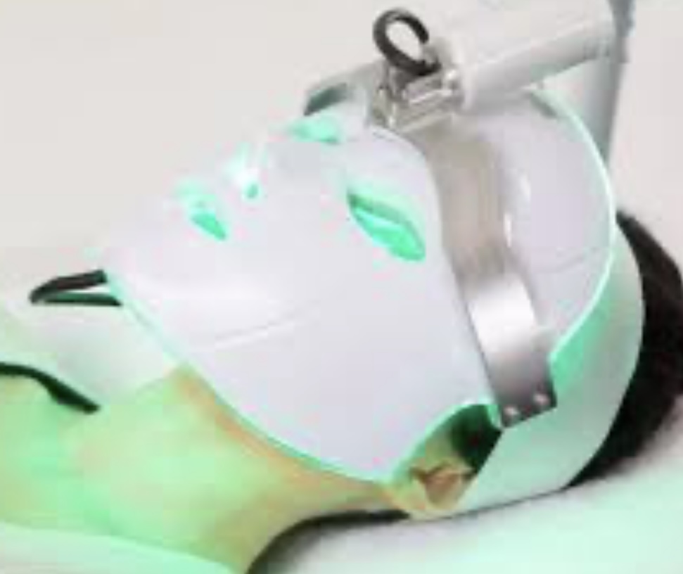 LED Light Therapy Facial