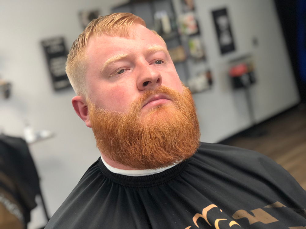 Haircut and beard Lined up W/ Razor