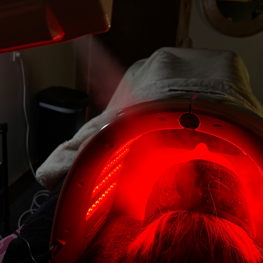 Basic Facial at planet HER in Alexandria, IN