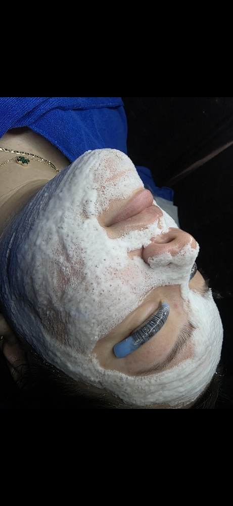 Deep Pore Cleansing Facial