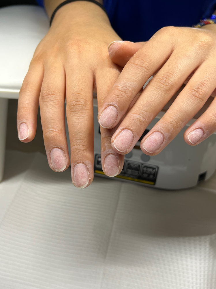 Soak Off ONLY at Ying's Nails in New York, NY