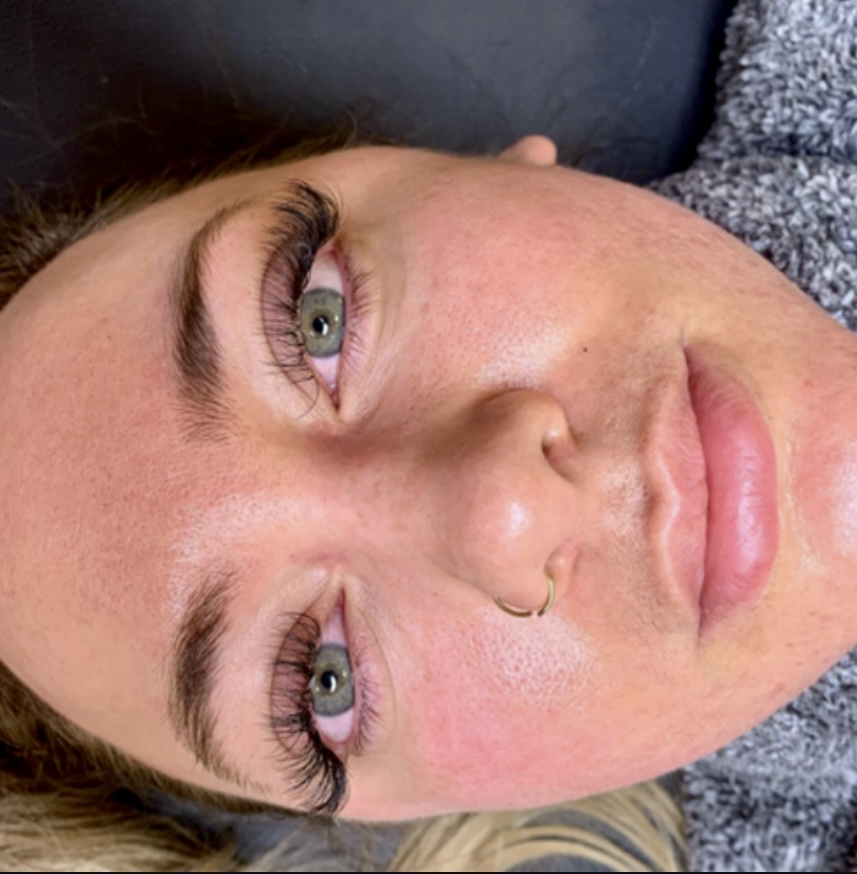 Eyelash Extensions Removal