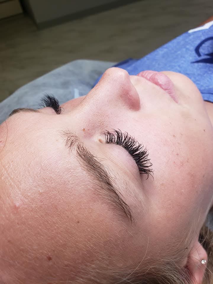 Wet Look Lashes Full Set