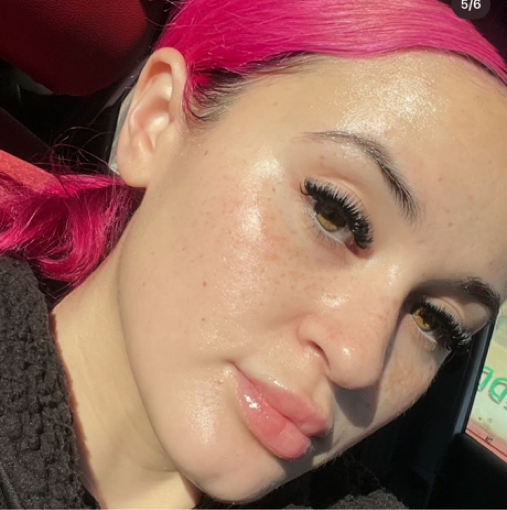 Brighten And Lighten Facial at SknvibesbyDani in Bridgeport, CT