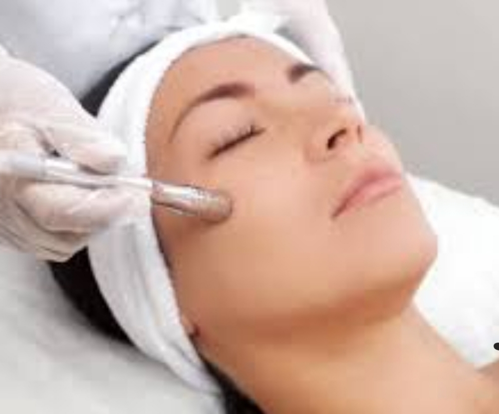 Shining Crystal Microdermabrasion