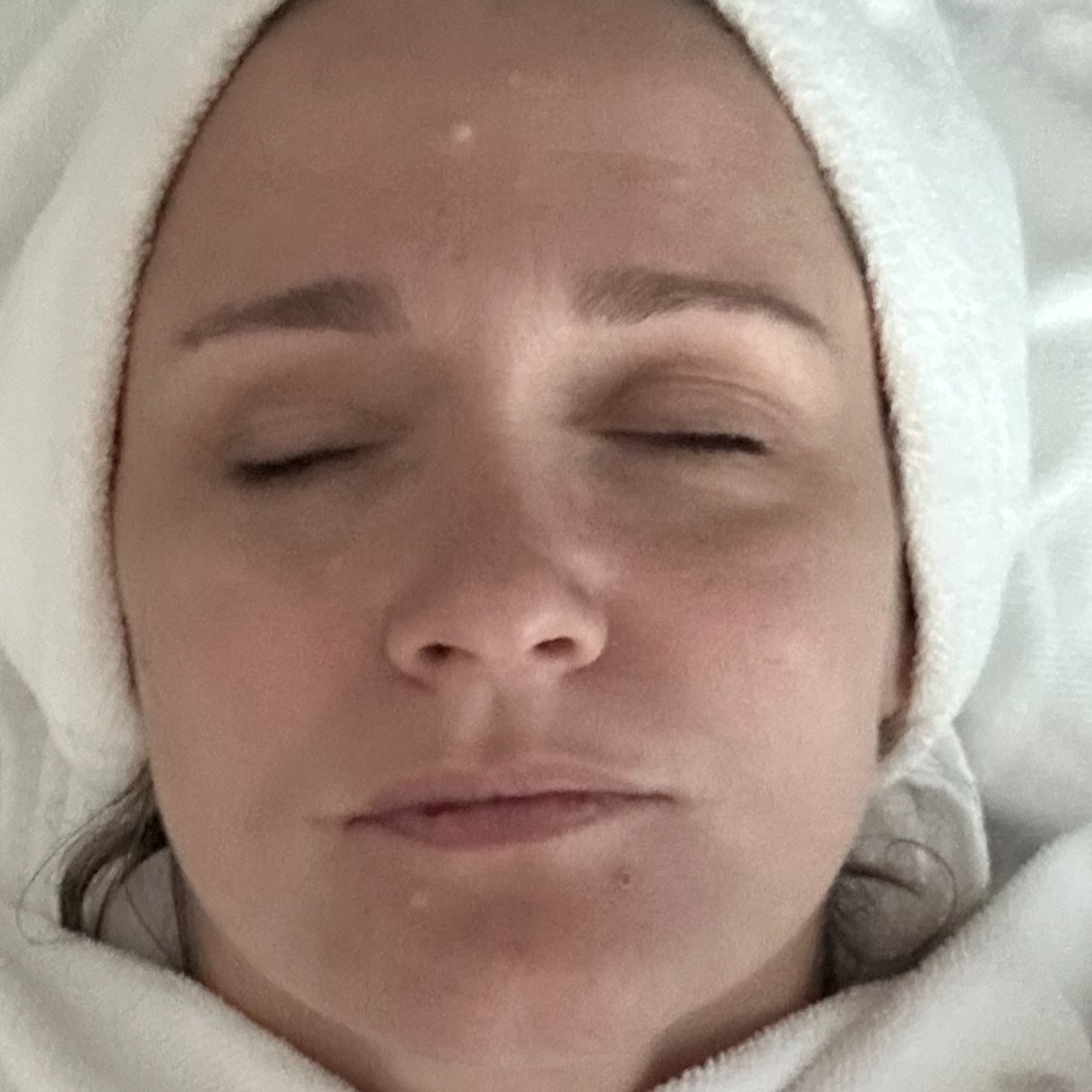 Mini Facial (20-30min) at Fields Beauty and Wellness in Bradenton, FL
