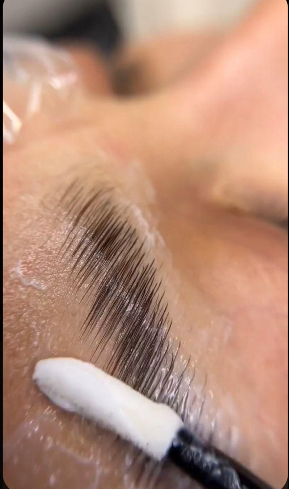 Brow Lamination and Wax