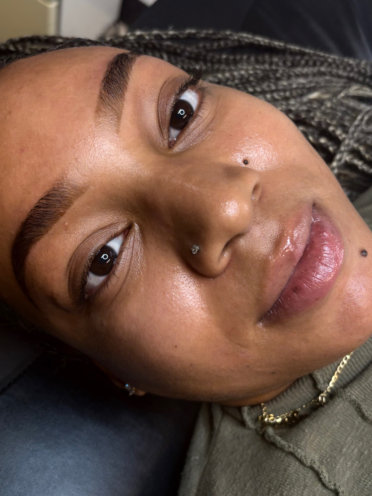 Sculpted Eyebrow Wax W/ Highlight