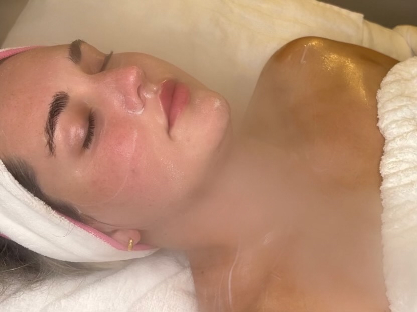 45 Minute Express Glow Facial