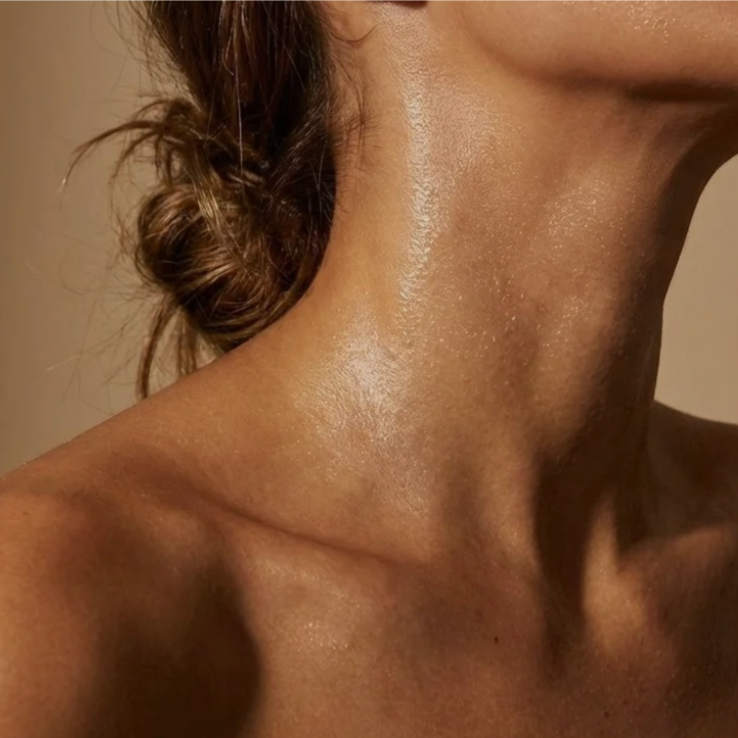 Custom airbrush tanning at Born To Glow Tanning in Pearl, MS