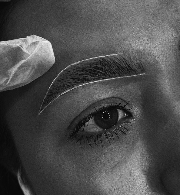Brow Sculpt & Glow