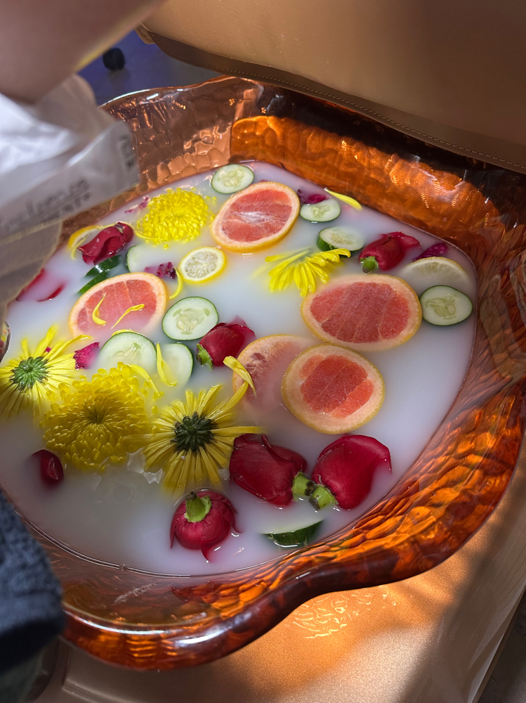 Flower Bomb Pedicure
