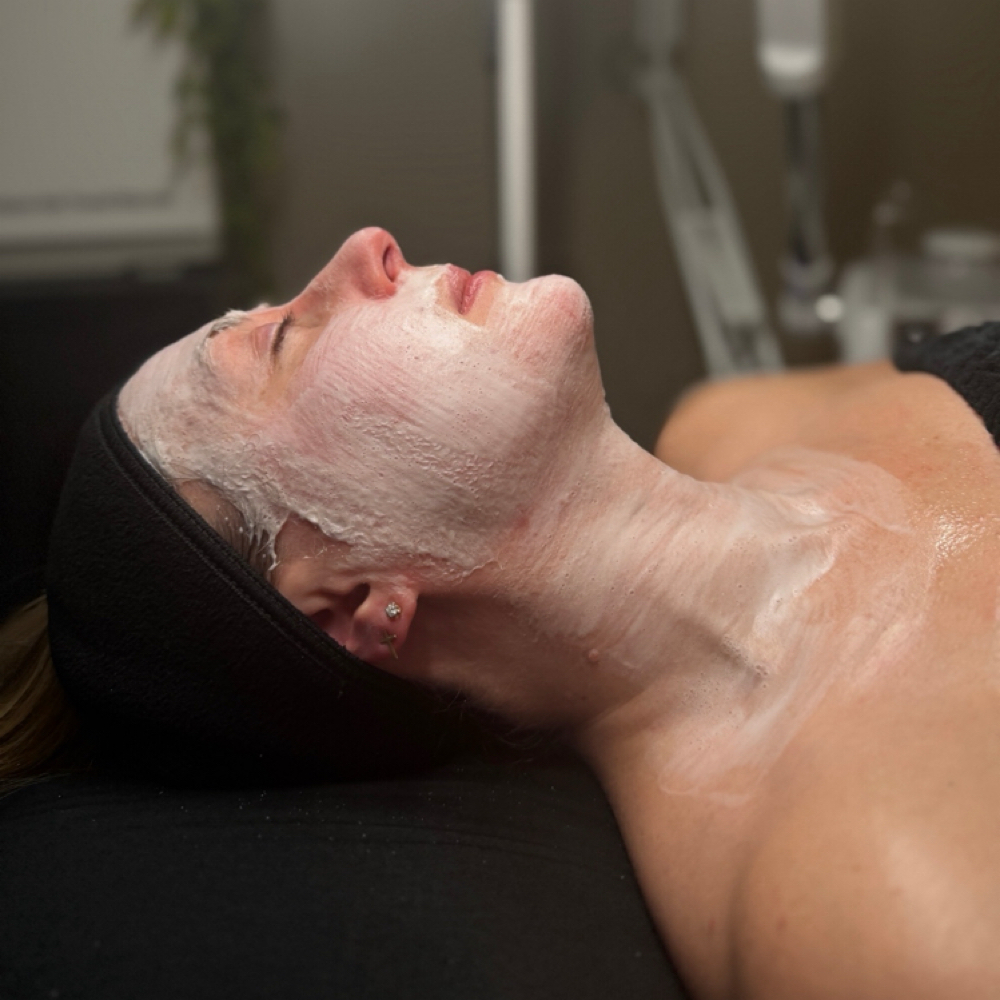 Oxygen Renewal Facial at Skin Love By Rae in New Hartford, NY