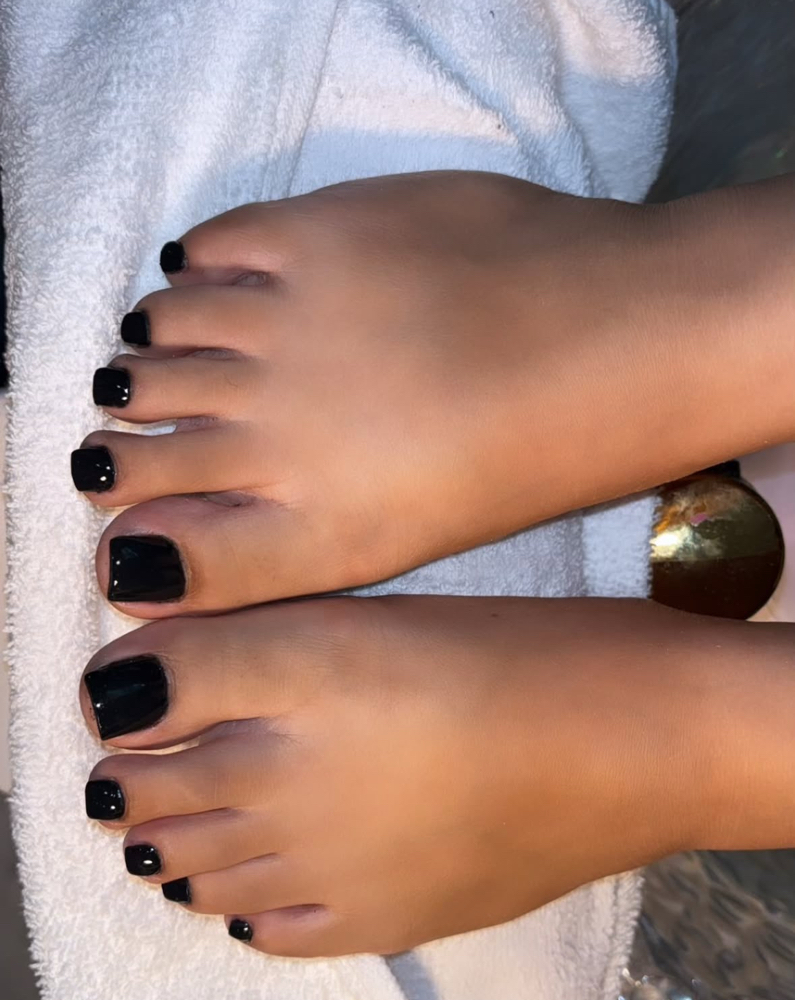 🦶 Basic Pedicure at Nailsbyjennifer in Parlier, CA