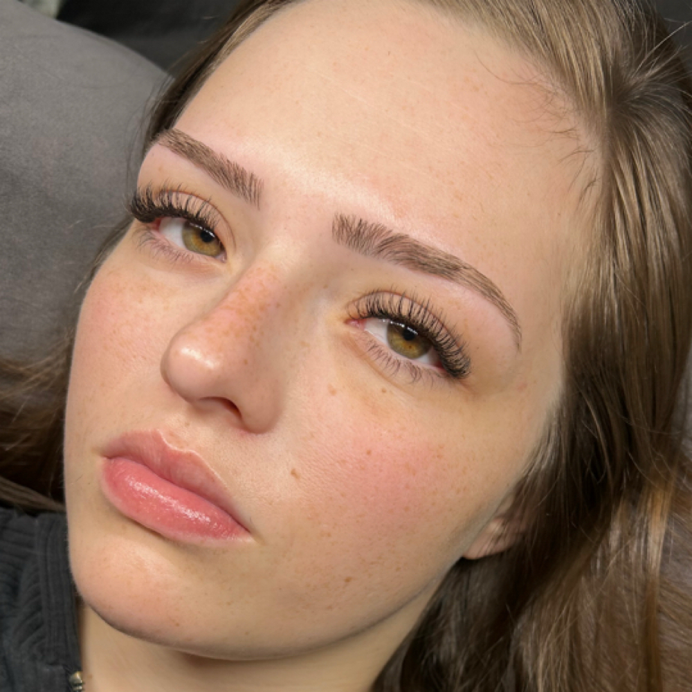 Classic Touchup- 7 Days Or Less at SJ Glamour LLC in Riverview, MI