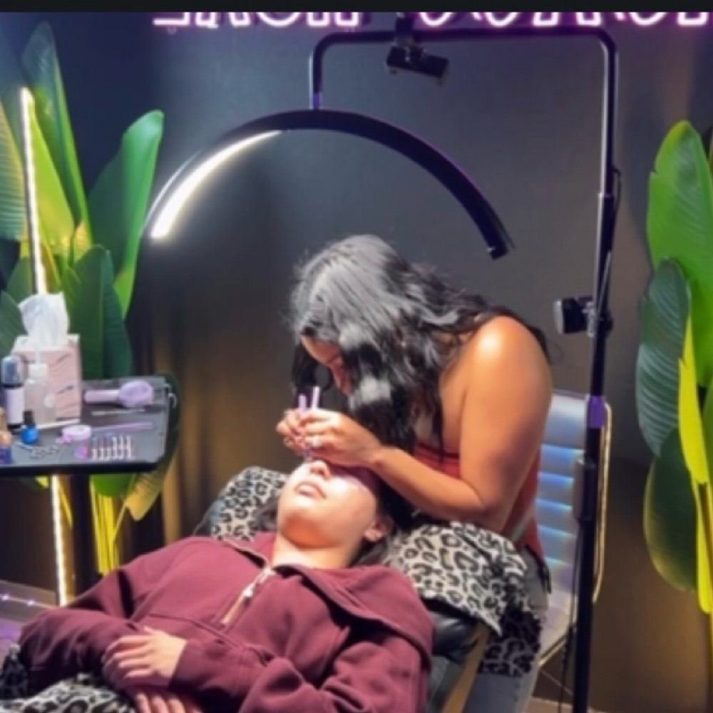 1:1  3-Day Private Lash Class✍🏼 at High Maintenance Lashes LLC in Lubbock, TX
