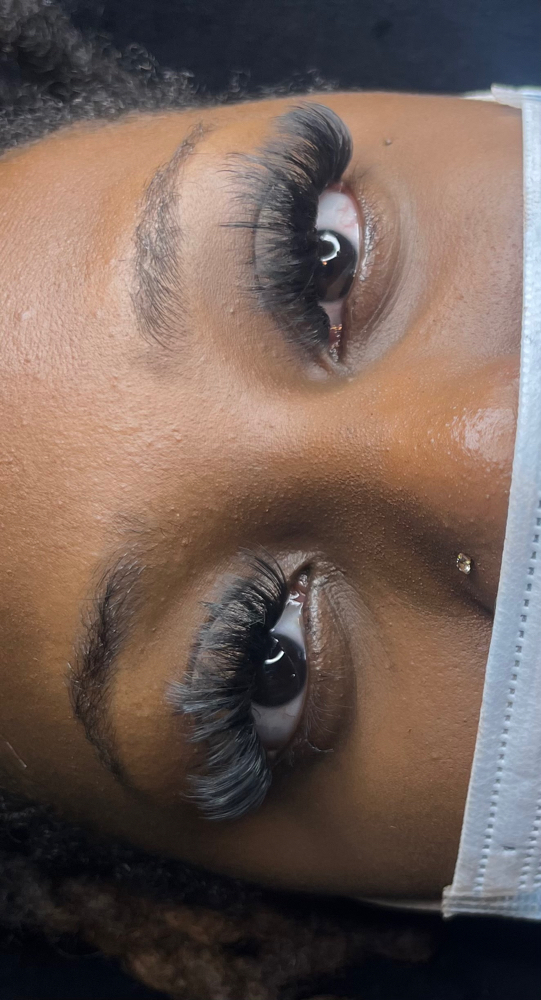 Cluster Lashes
