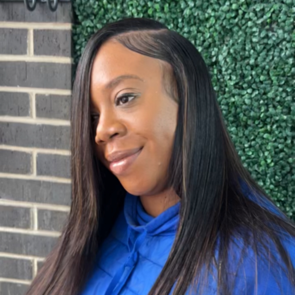 Quick Weave at Polished Hair & Nail Studio in IL, IL
