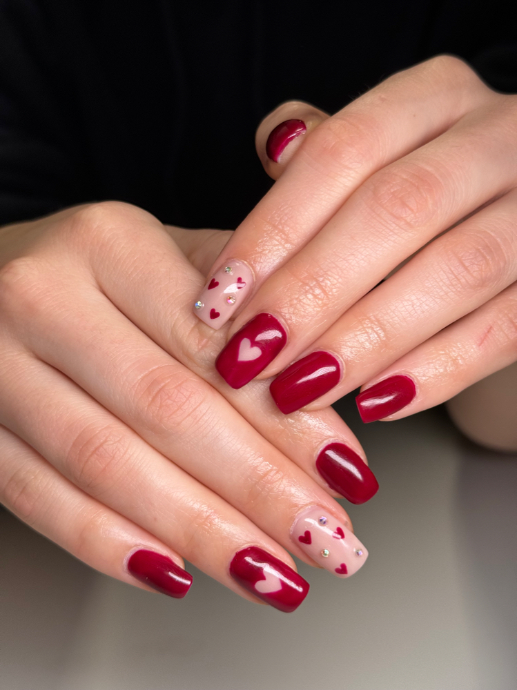 detailed nail art at Bonita Beauty in Knoxville, TN