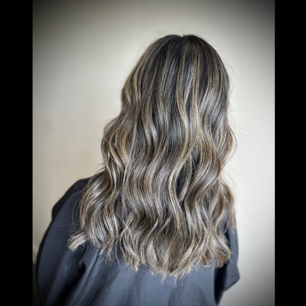 Full Dimensional Blonding at Chairwoman Mao in Frisco, TX