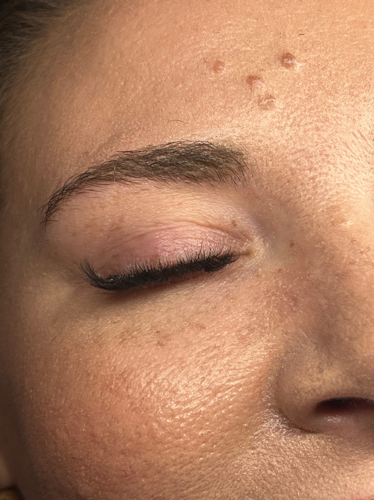 Eye Brow Wax & Shaping