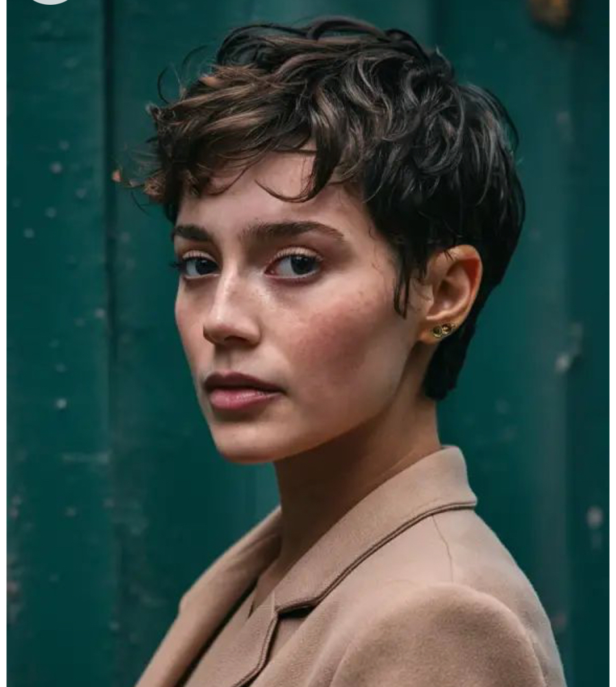 Short Haircut Maintenance at Karo Astle @ Edge Studios CHS in Charleston, SC