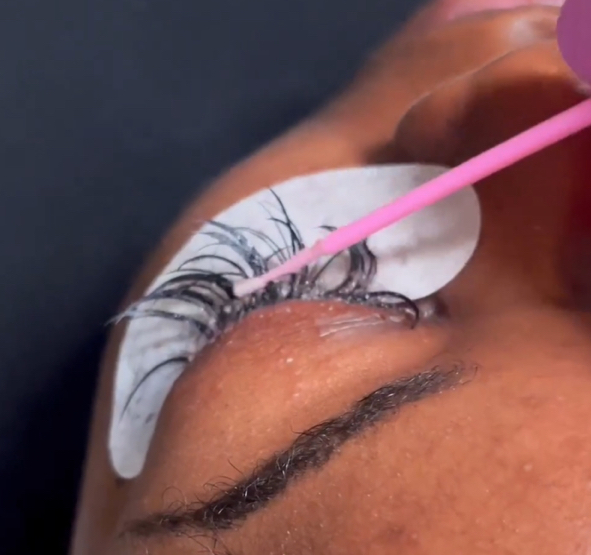 Lash Extension Removal