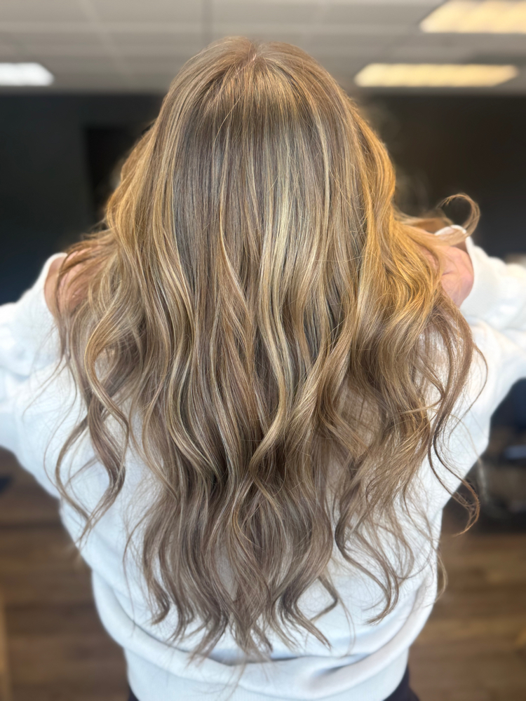 Womens Cut & Style