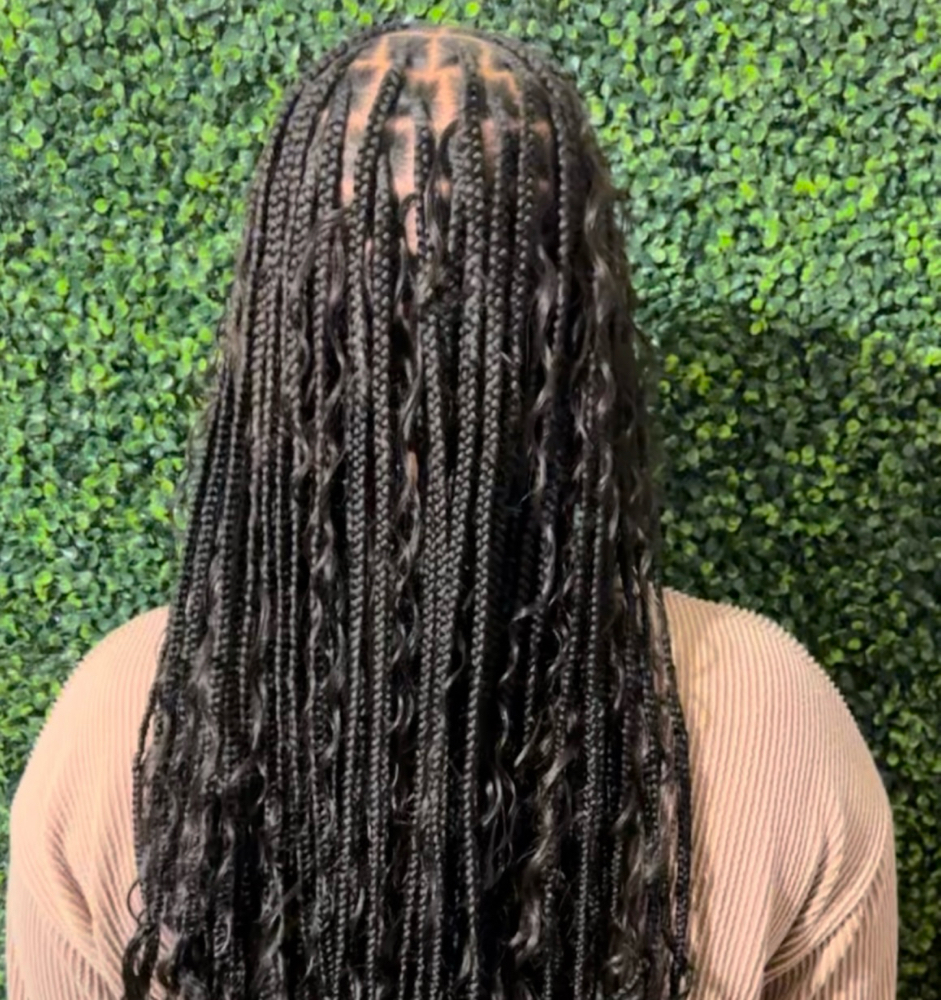 smedium boho  knotless at sm.styled in Kansas City, KS