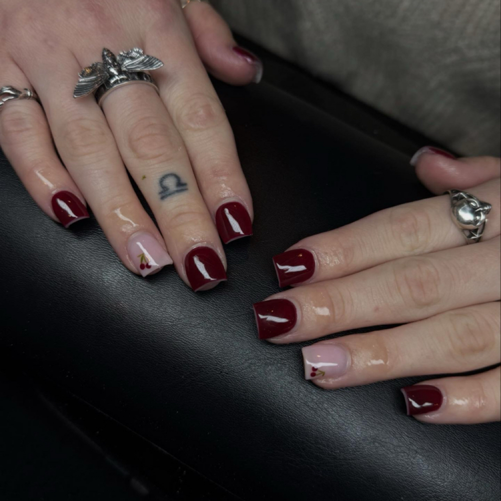 Acrylic Overlay at Dae’s Designs in Cedar Rapids, IA