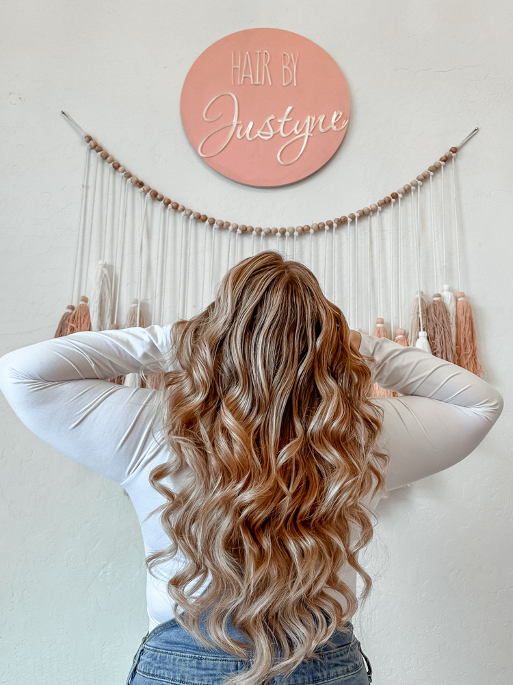 Friday/ Saturday Wash & Style at The Beauty Bar At Frankie & Stasi Co. in Grants Pass, OR