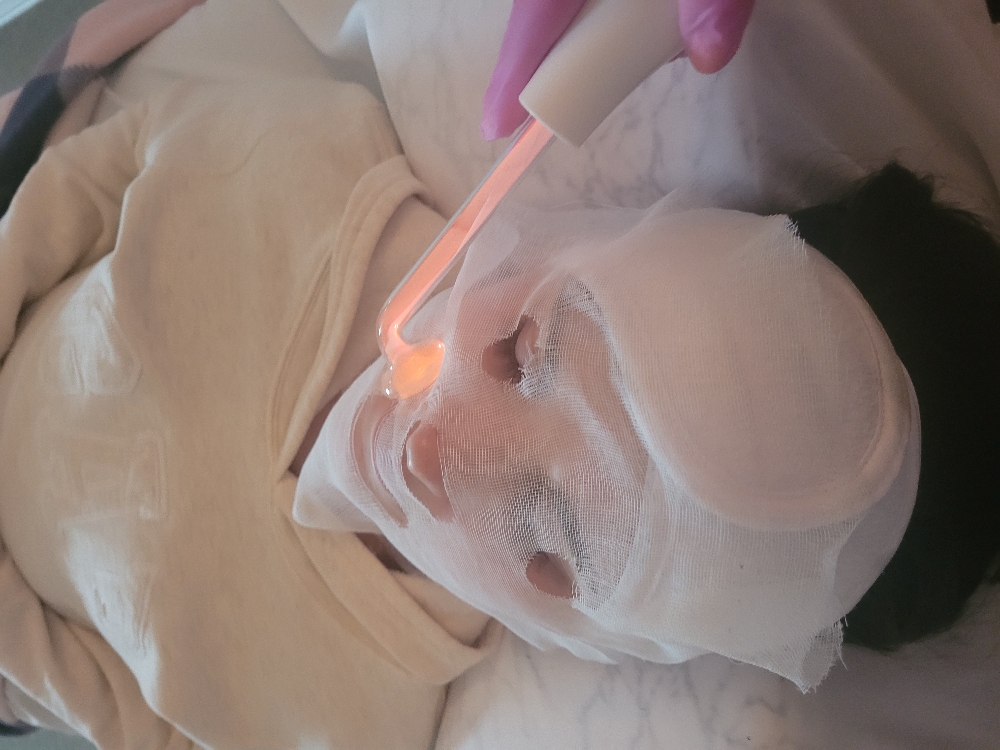 High-frequency Facial