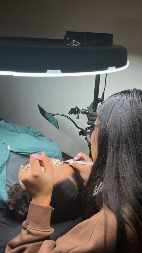 𝟑 𝐃𝐚𝐲 𝐋𝐚𝐬𝐡 𝐂𝐨𝐮𝐫𝐬𝐞 at Home Glam Esthetics in Cicero, IL