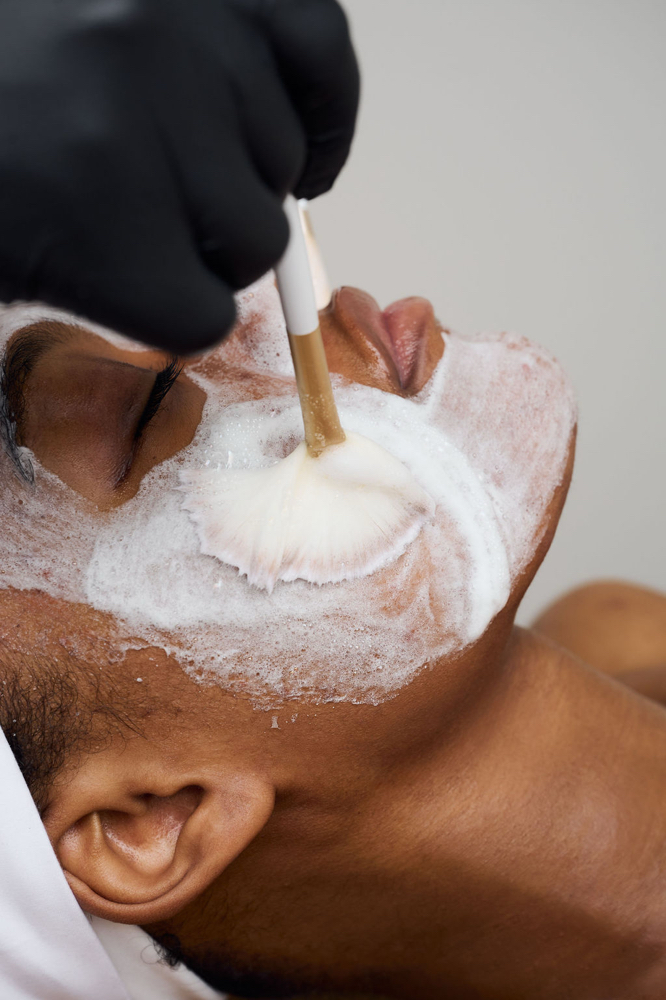 *New Client Consult + Facial*