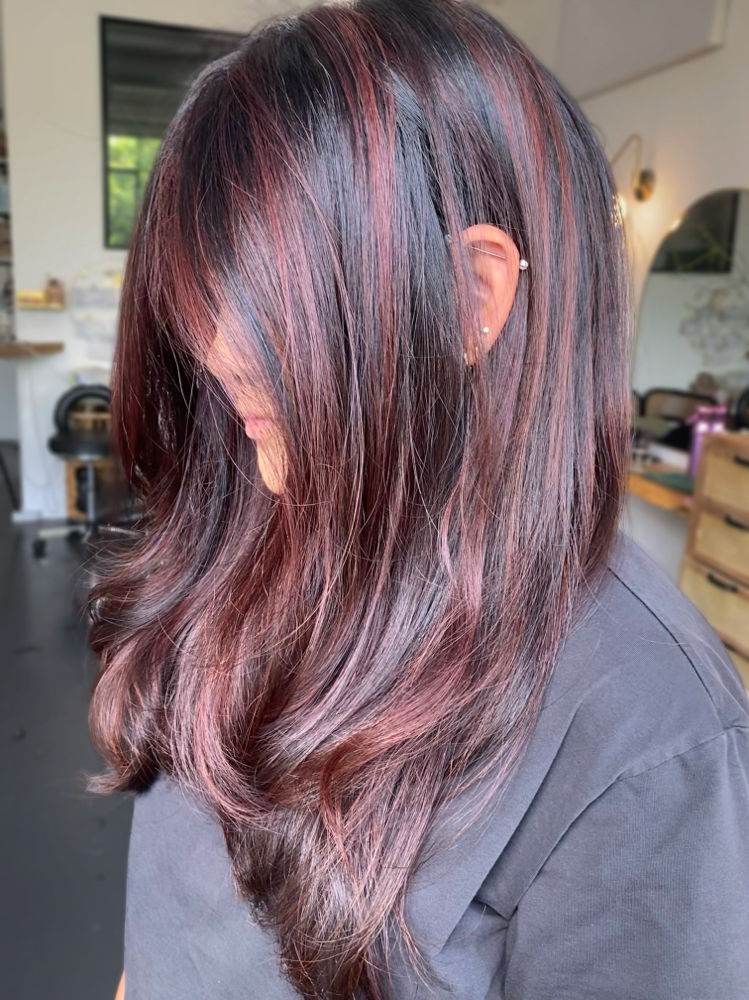 FULL DIMENSIONAL HIGHLIGHT