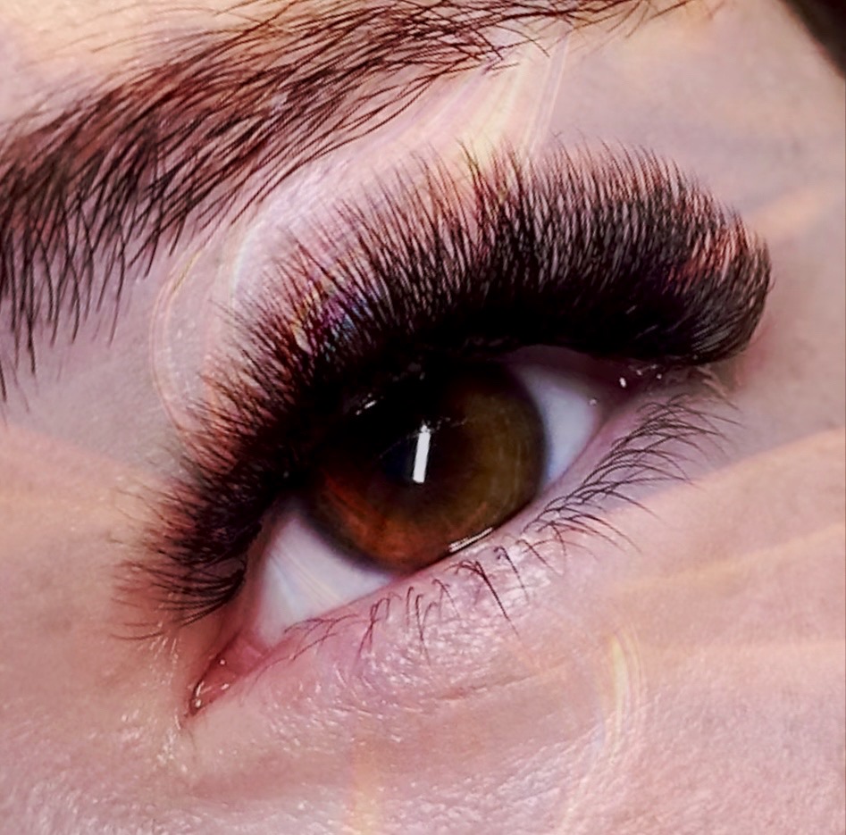 Mega Volume Lash Extensions at luutwee Beauteé Artistry in Gilbert, AZ