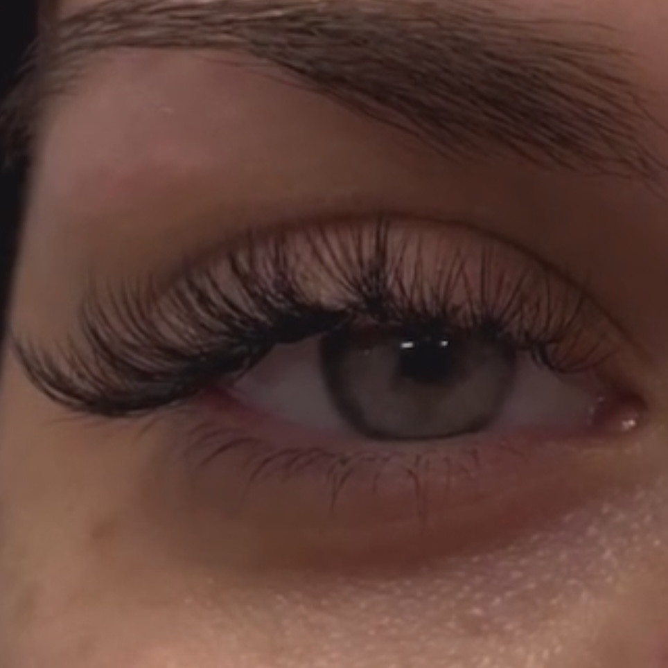 Hybrid Lash Fill (2-3 Weeks)