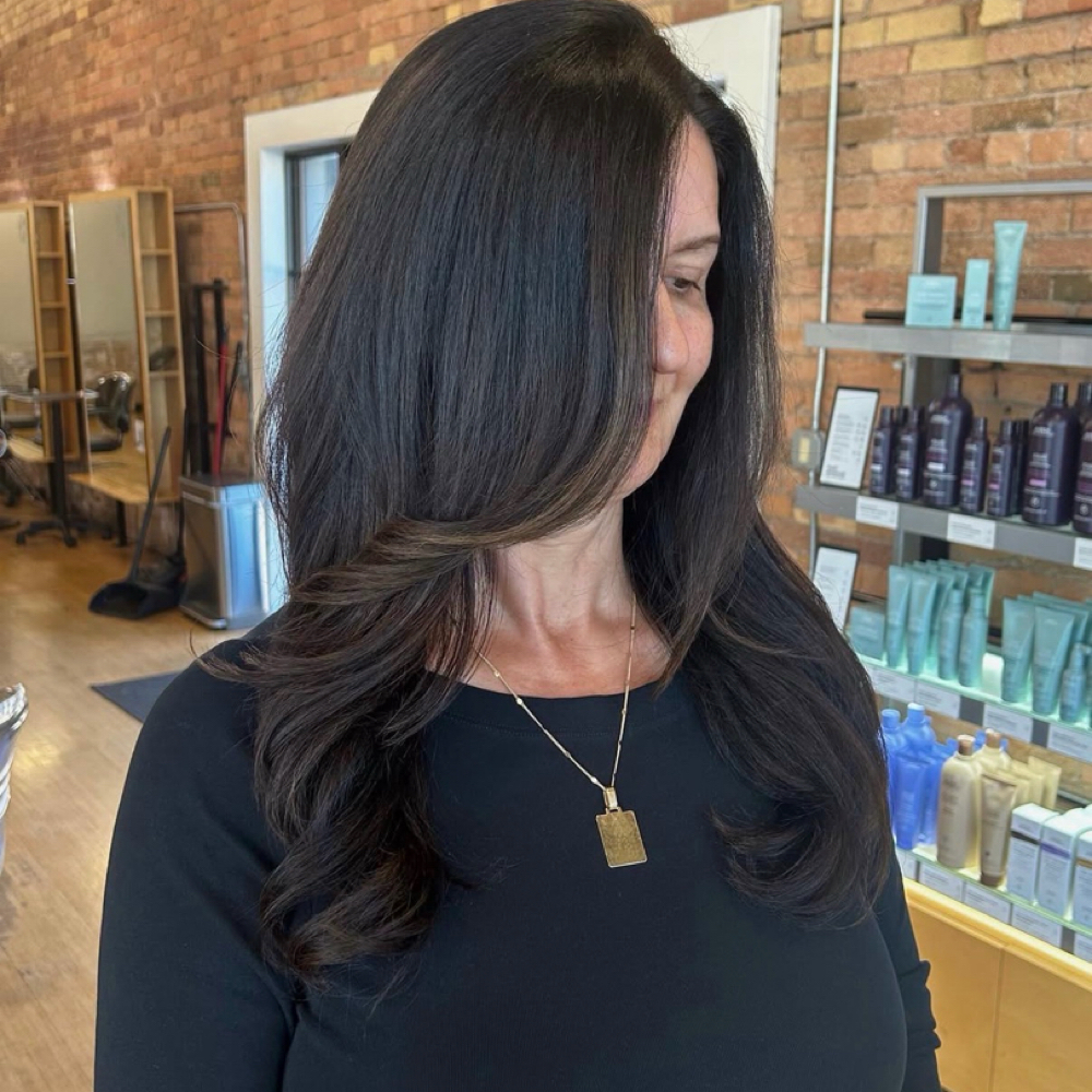 Single at 5D Salon in Salt Lake City, UT