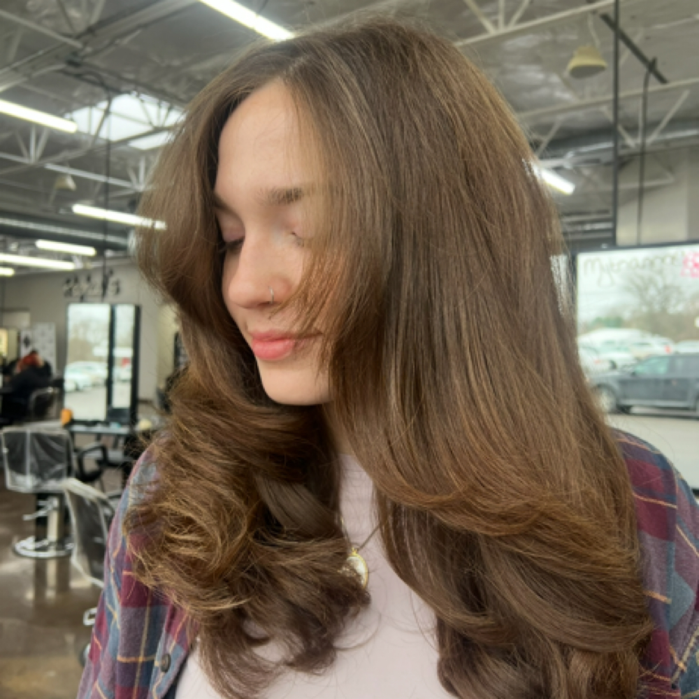 Shampoo & Style at Beauty with Jas in Mineral Ridge, OH