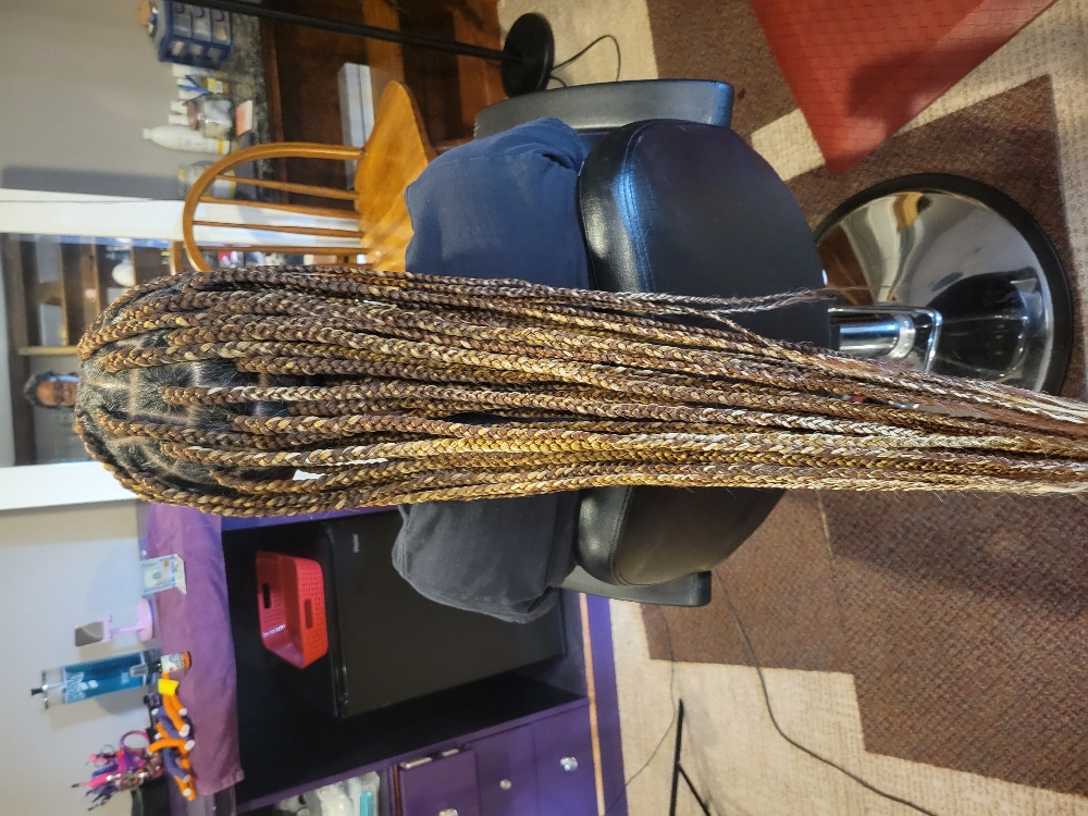 Medium Knotless
