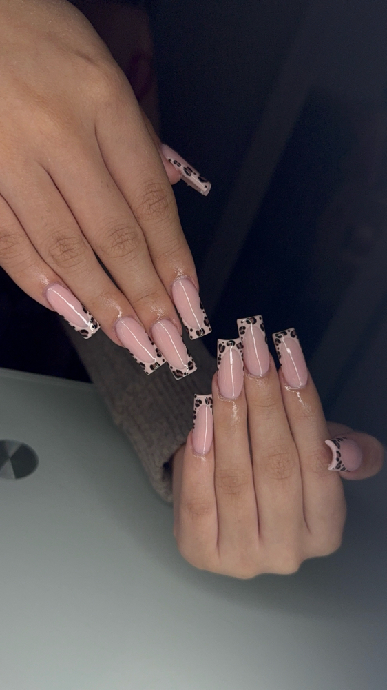 Medium Acrylic Nails