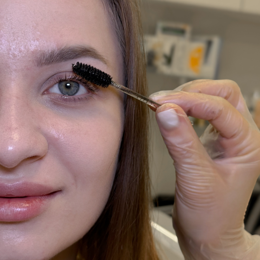Eye Brow Wax at Beauty Zone by Tetiana Cherepaka in Chicago, IL