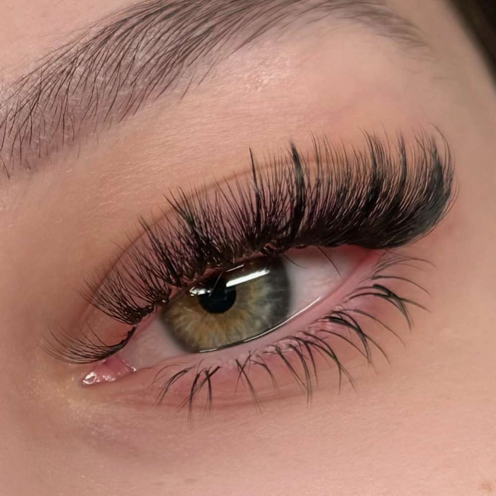 Lower lash extensions