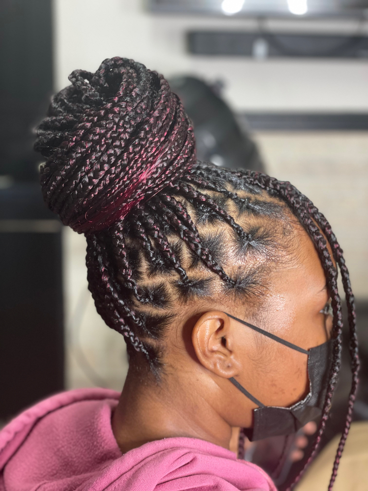 MEDIUM KNOTLESS BRAIDS