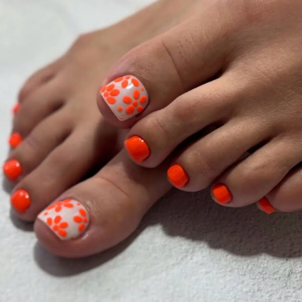 Pedicure design 1-2 toes at Sets by Crystalm in Riverside, CA