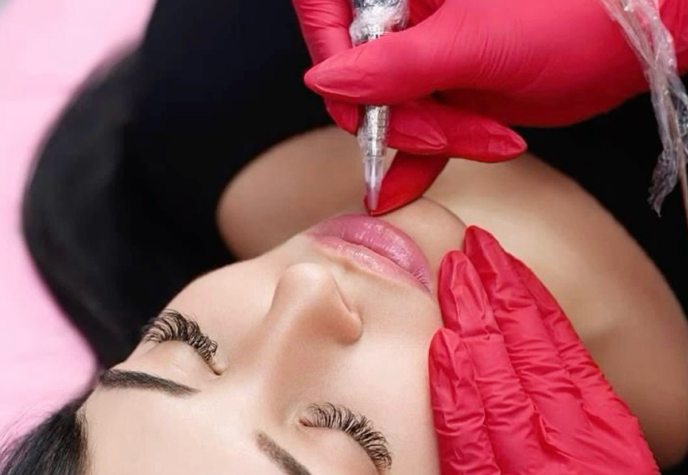 👄Lip Blush Tattoo