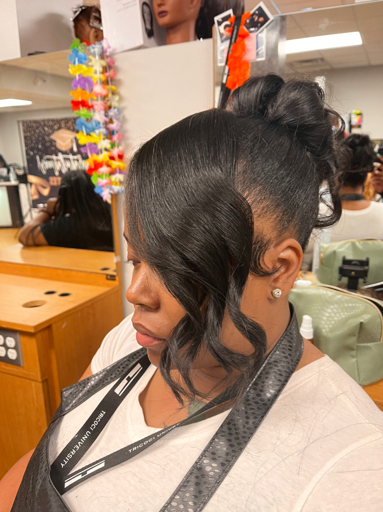 Ponytail Extraz at Malayzian Stylez in Hammond, IN