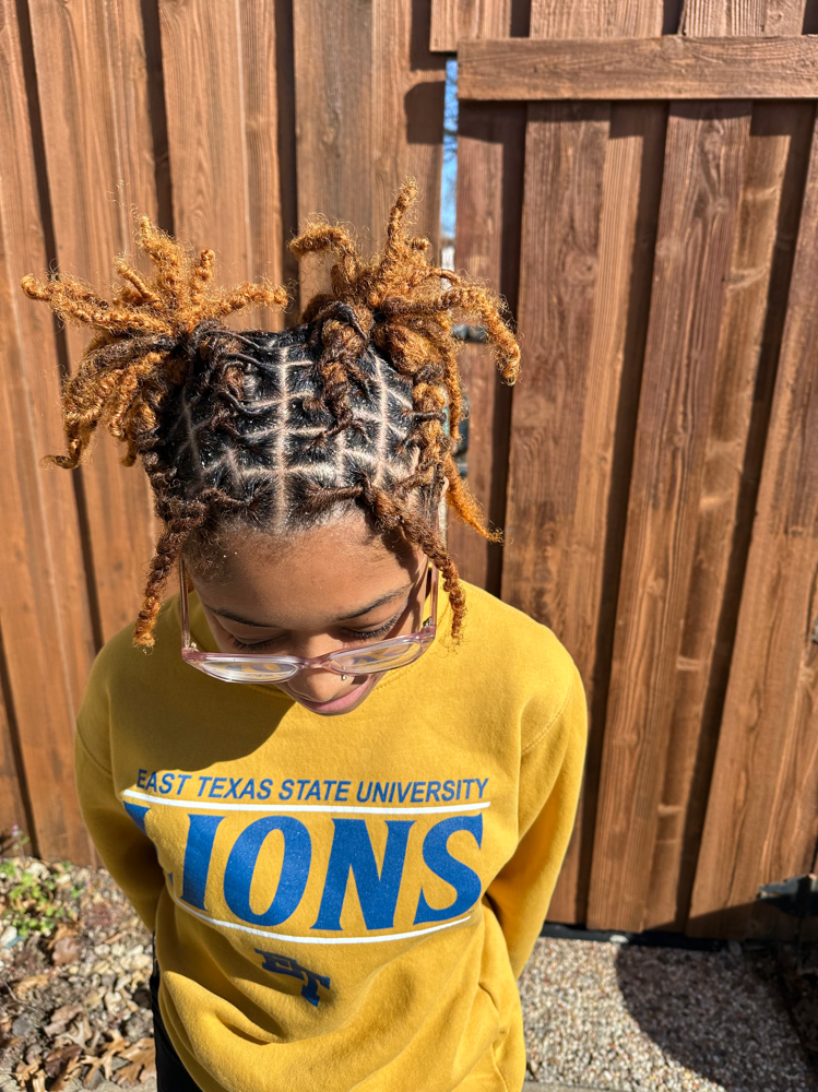 Retwist W/ Detailed Style