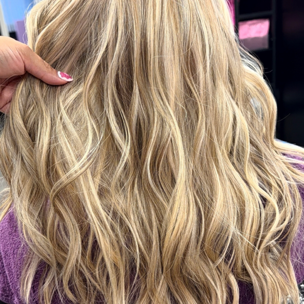 Wash/Style at Chaotic Beauty in Tucson, AZ