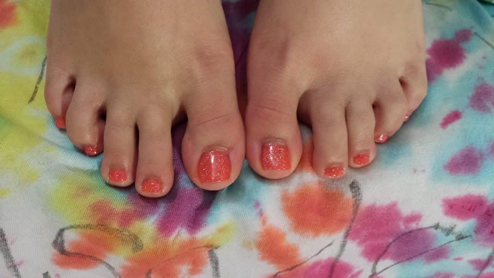 Gel pedicure